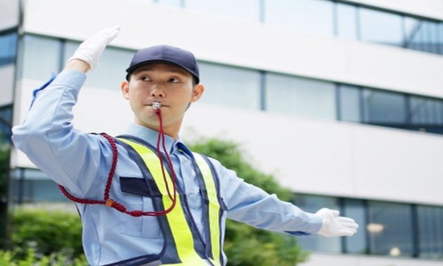 traffic_controller_course_explained_a_beginners_gu_32520455_featured-1